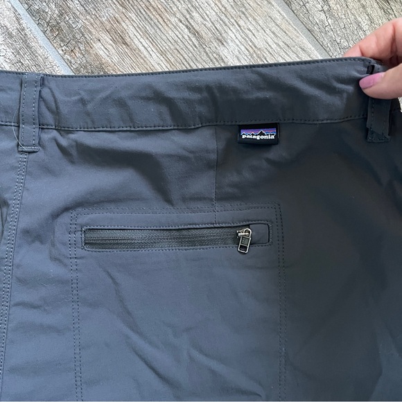 Patagonia Quandary Hiking Shorts, Gray, Women’s Size 16 - Picture 2 of 11